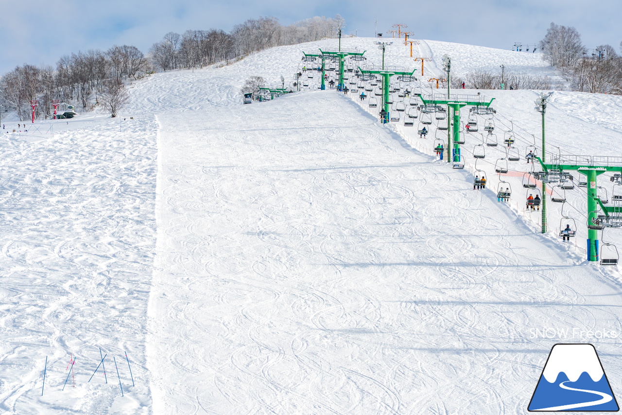 ぴっぷスキー場｜旭川紋別自動車道・比布北インターを降りたら約３分で到着。良質な雪、多彩なコース、抜群の眺望、美味しいグルメ、アフタースキーに温泉も。。。とっても高い満足度を誇るローカルゲレンデを滑ります(^^)/